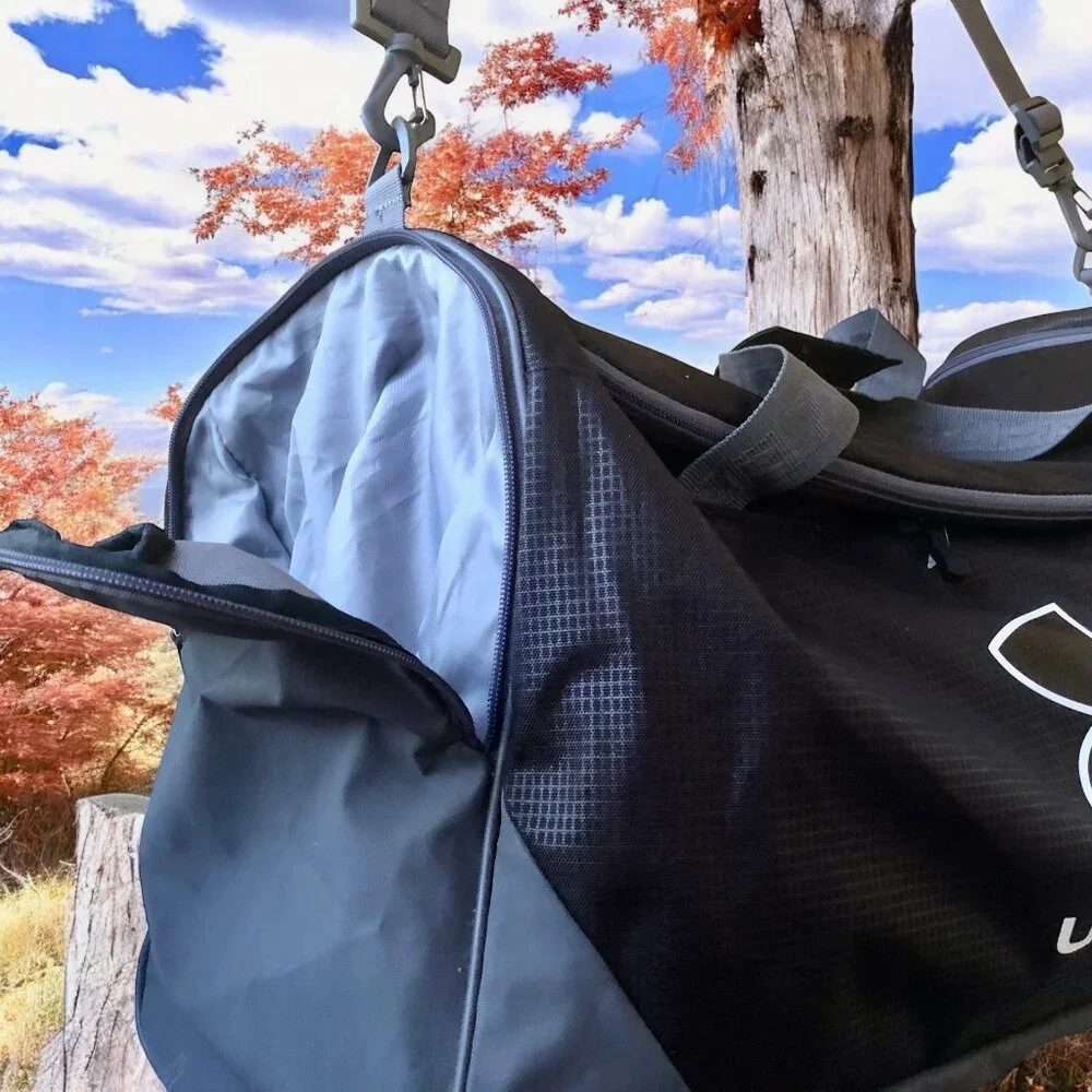 Under Armour Duffel Bag STORM HEAT GEAR Gray & Black with Handles + Strap logos